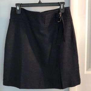 Like new never worn Navy skirt